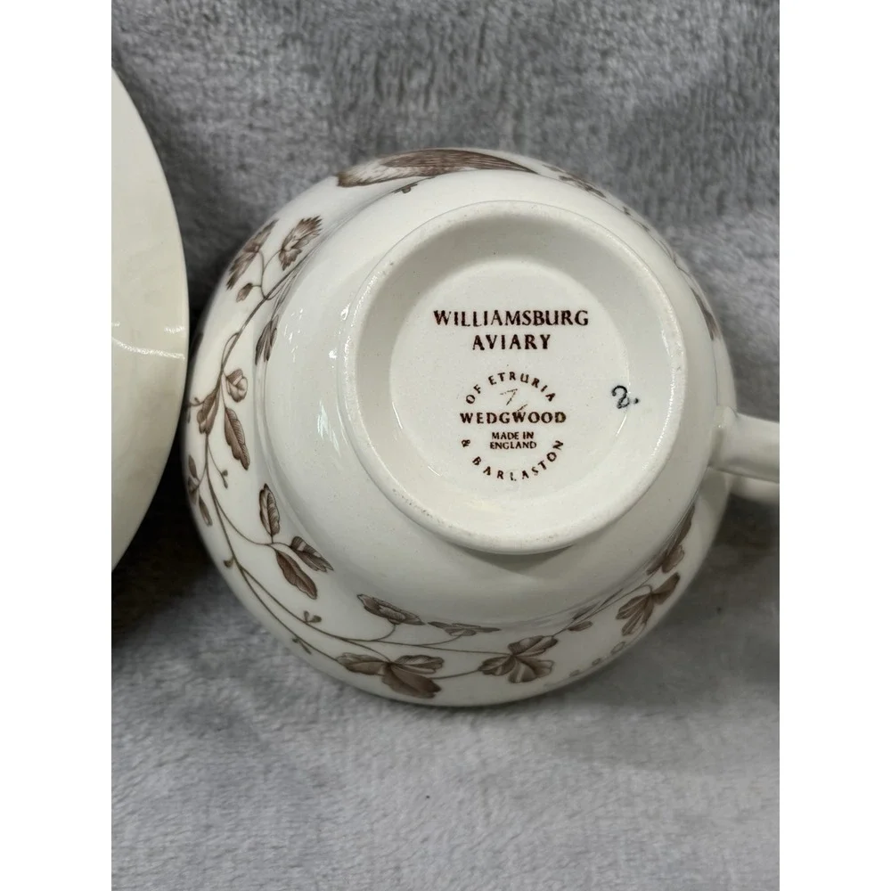 Wedgwood‎ Williamsburg Aviary Teacup Saucer Set Ivory Brown Birds England